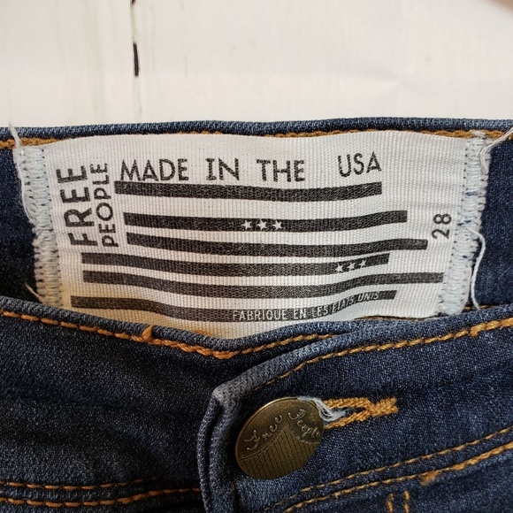 FREE PEOPLE distressed skinny jeans 28… - Picture 4 of 6